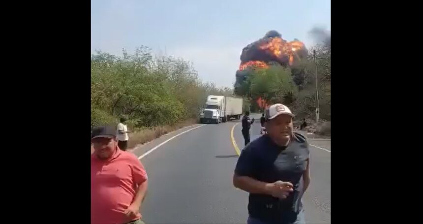 Videos show huge fireball after tanker explosion in El Progreso
