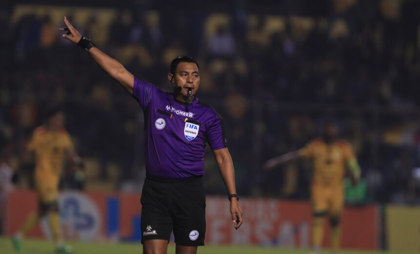 Walter López, the one chosen to dispense justice in the first final between Municipal and Xelajú