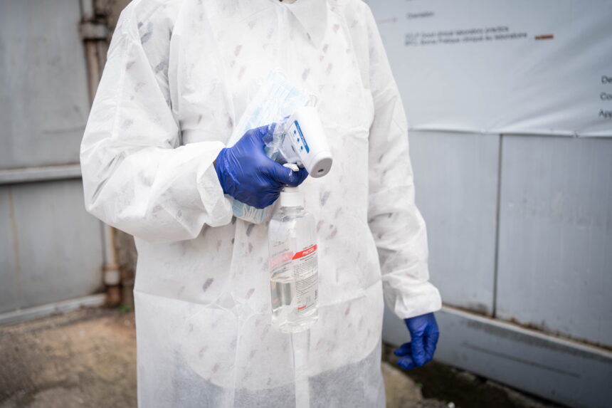 What are the symptoms of Ebola, how is it spread and why did the WHO declare a public health emergency?