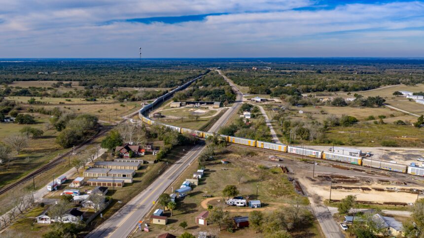 What is known about the seven migrants found dead near train tracks in Texas