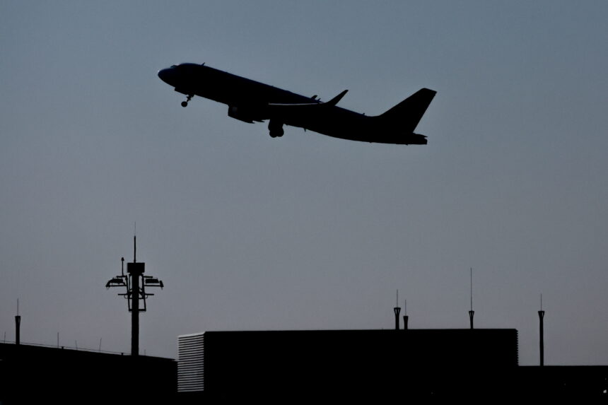 Why was a person on the track? The plane crash that ended with one death in Denver