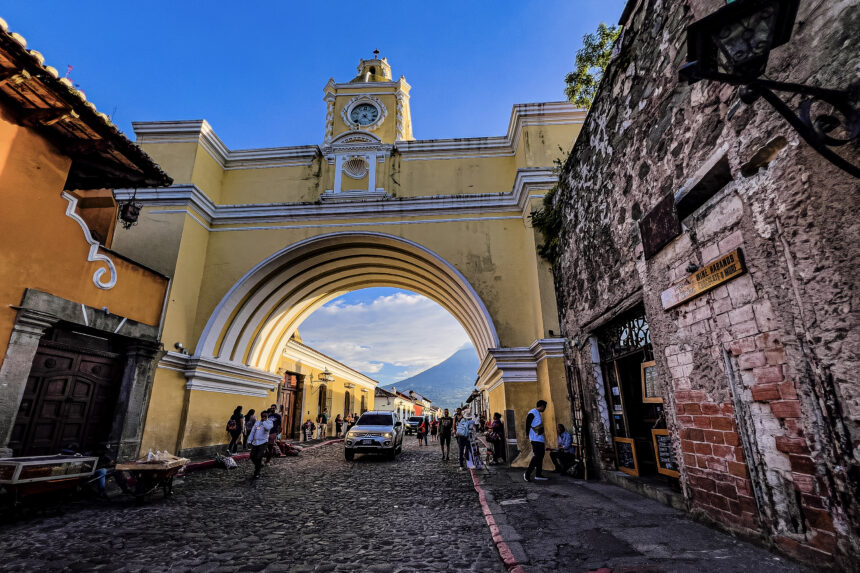 guide to concerts, schedules and venues in Antigua Guatemala