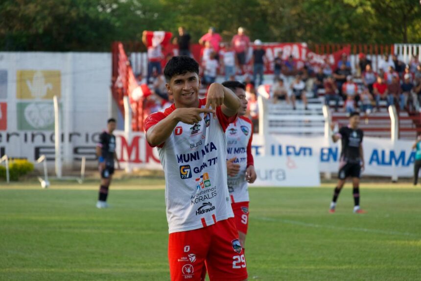 signs Guatemala’s top scorer for Clausura 2026