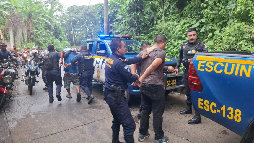 Alleged hitmen captured after police chase in Escuintla Alleged hitmen captured after police chase in Escuintla