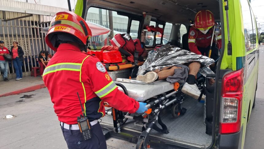 Armed attack in zone 18 leaves three people injured and taken to a hospital