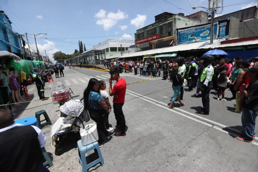 Armed attack near La Placita leaves two dead; Mob beats alleged aggressor
