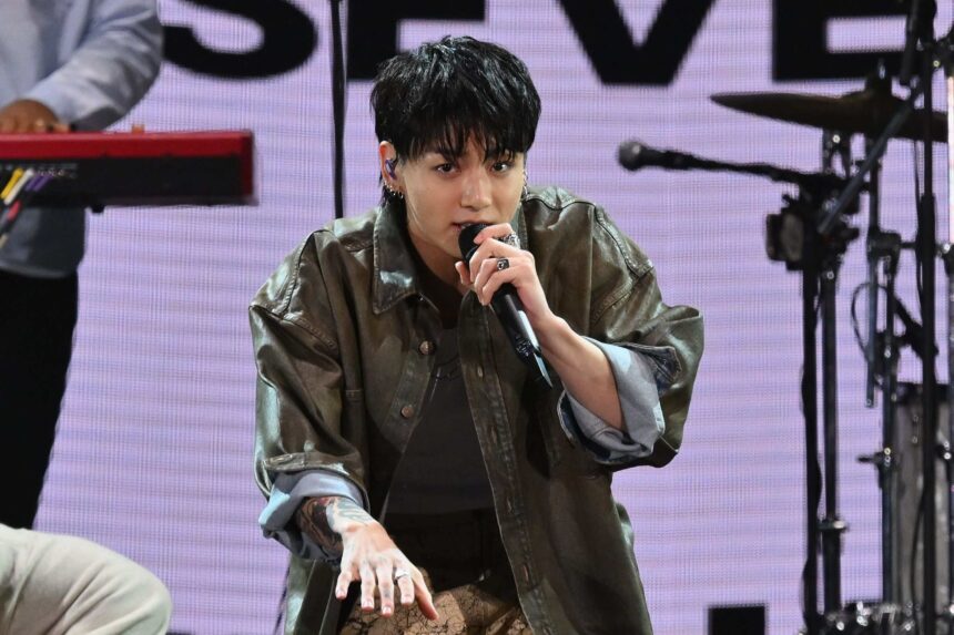 BTS fan sentenced for harassing Jungkook and ringing his doorbell more than 130 times BTS fan sentenced for harassing Jungkook and ringing his doorbell more than 130 times