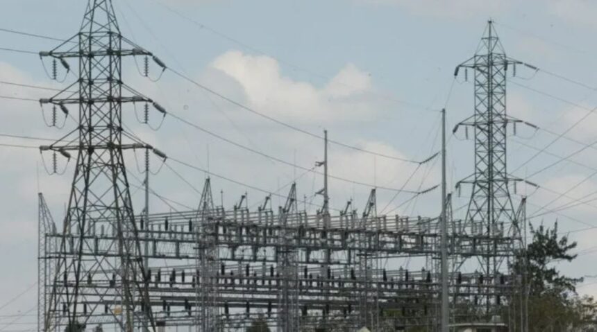 Deputies and authorities argue over charges, electrical failures and lack of municipal licenses Deputies and authorities argue over charges, electrical failures and lack of municipal licenses