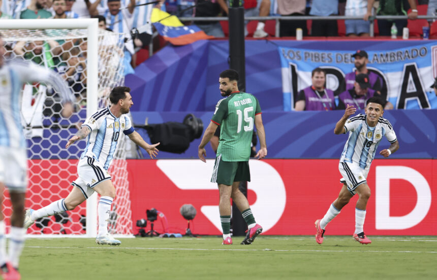 Former World Cup referee explains why Messi should have been sent off in Argentina-Algeria for a tackle from behind