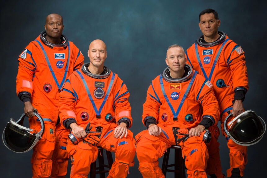 Frank Rubio joins the new NASA mission Frank Rubio joins the new NASA mission
