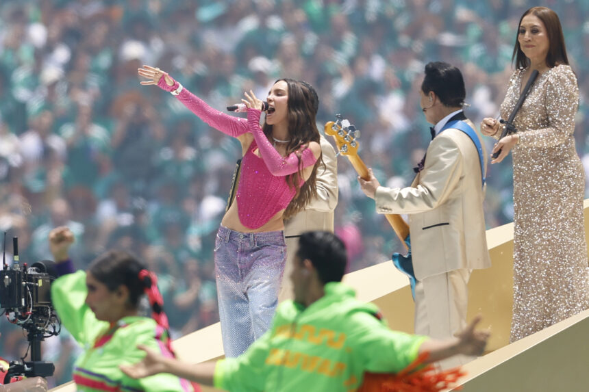 How much Belinda’s outfit for the 2026 World Cup could cost in dollars How much Belinda’s outfit for the 2026 World Cup could cost in dollars