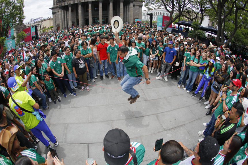 LIVE | Follow the minute by minute of Mexico against South Korea