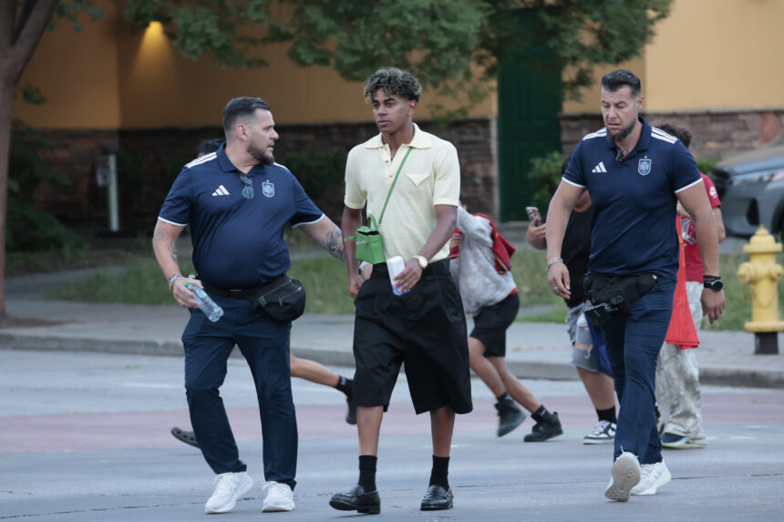 Lamine Yamal surprises in Chattanooga with a walk off the World Cup radar