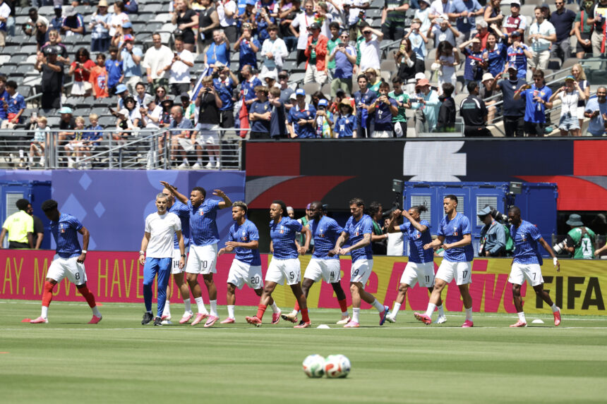 Live | France faces Sweden: follow minute by minute of the duel for the round of 32