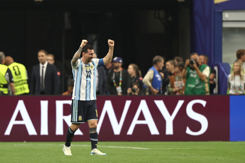 Messi’s gesture to the Austrian bench that recalled the “What are you looking at, stupid” after breaking another record in the World Cups