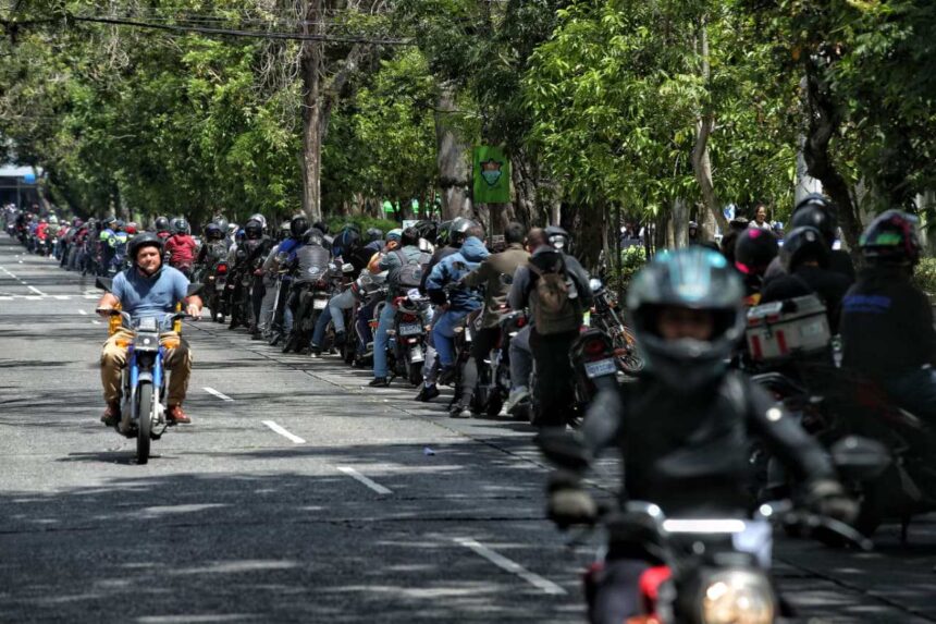 Motorists participate in safe driving courses and obtain discounts of up to 60% on fines