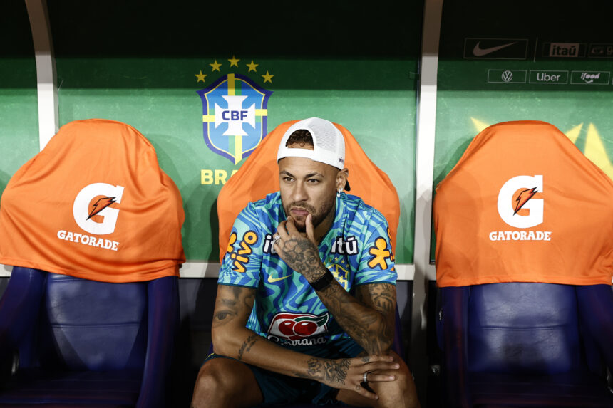 Neymar will not travel with Brazil to face Egypt and his participation in the 2026 World Cup remains in doubt