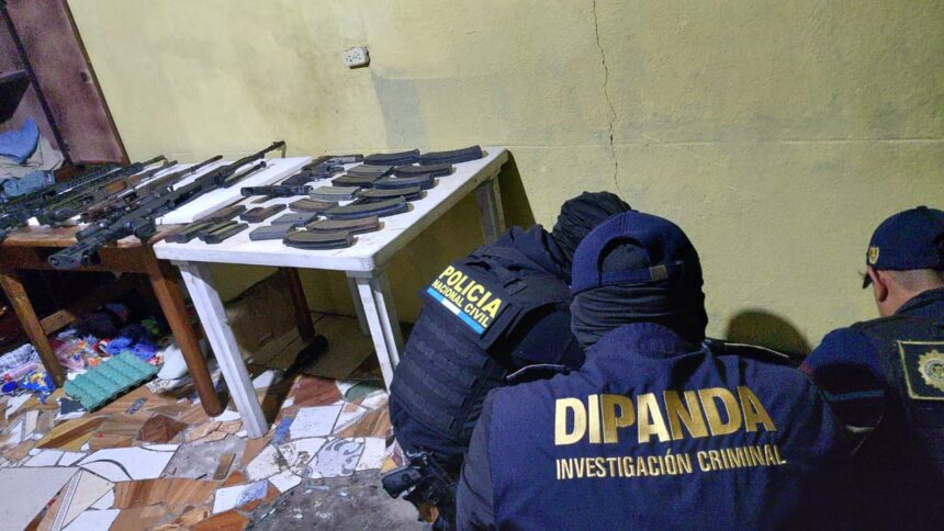 PNC seizes sniper rifle and other weapons in the sector where “El Lobo” operated in zone 18 PNC seizes sniper rifle and other weapons in the sector where “El Lobo” operated in zone 18