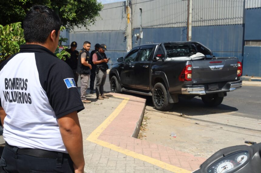 Police reveal the identity of the man murdered in Villa Nueva and his companions