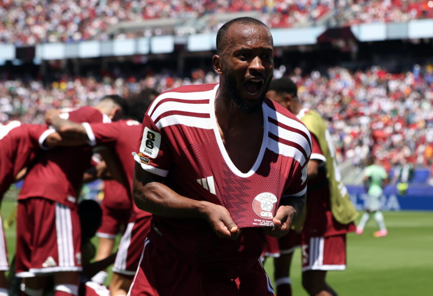 Qatar rescues a historic draw against Switzerland with a goal in the 95th minute