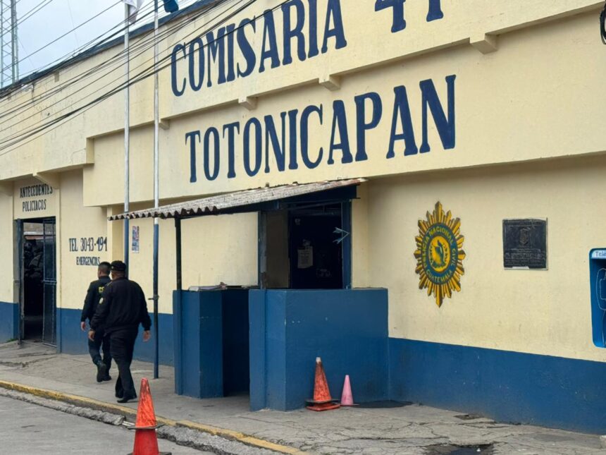 The 48 Cantons of Totonicapán demand answers for the escape of a prisoner; the PNC investigates the case The 48 Cantons of Totonicapán demand answers for the escape of a prisoner; the PNC investigates the case
