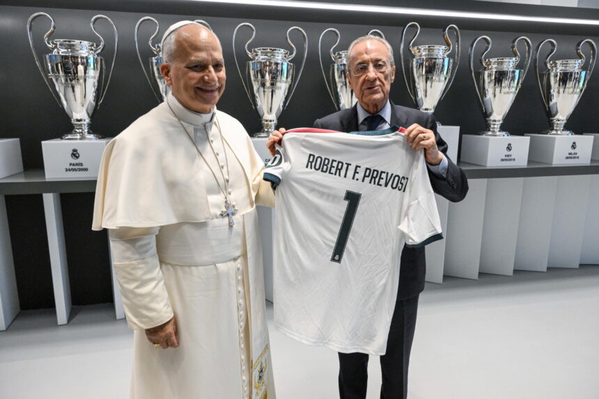 The gesture of Real Madrid with Pope Leo XIV that goes around the world