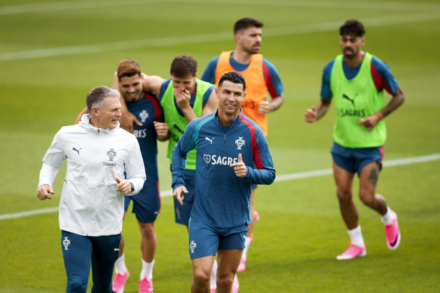 The mathematician who predicted Argentina champion now sees Portugal and Cristiano Ronaldo in the World Cup final