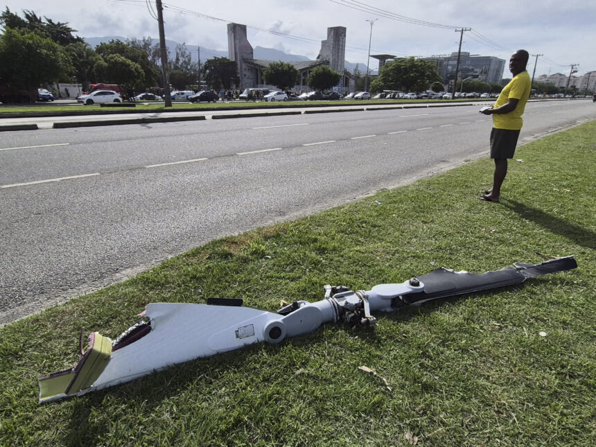 Two helicopters collide in mid-flight in Brazil and at least six deaths are reported