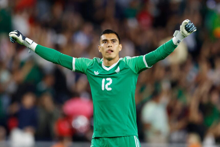 Who is Raúl Rangel? Mexico’s new starting goalkeeper after Memo Ochoa’s three World Cups Who is Raúl Rangel? Mexico’s new starting goalkeeper after Memo Ochoa’s three World Cups