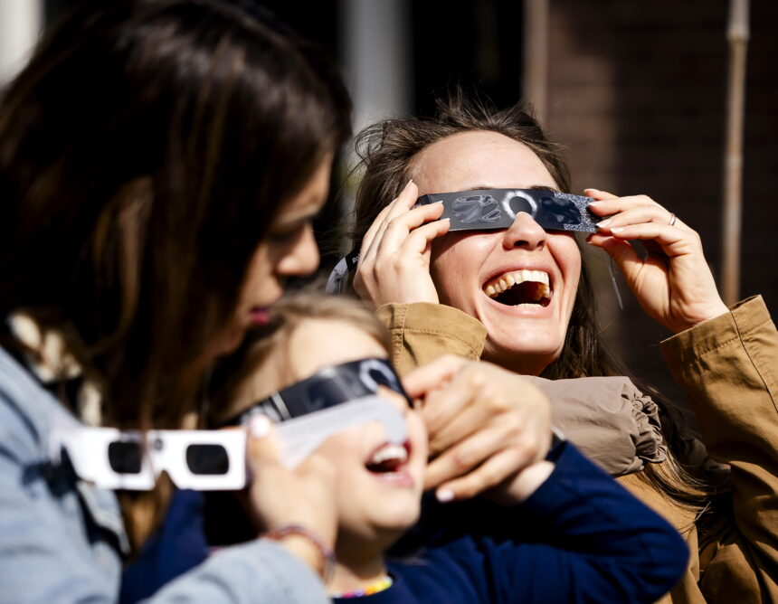 Why looking at the phenomenon without protection can cause permanent damage to your eyesight and how to protect yourself