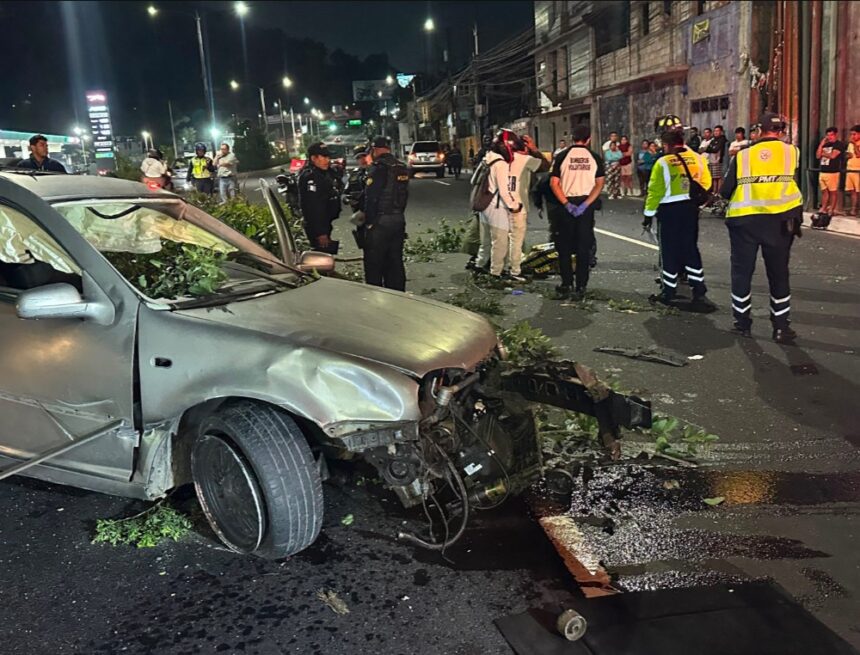 Accident leaves one dead and one injured en route to the Pacific Accident leaves one dead and one injured en route to the Pacific