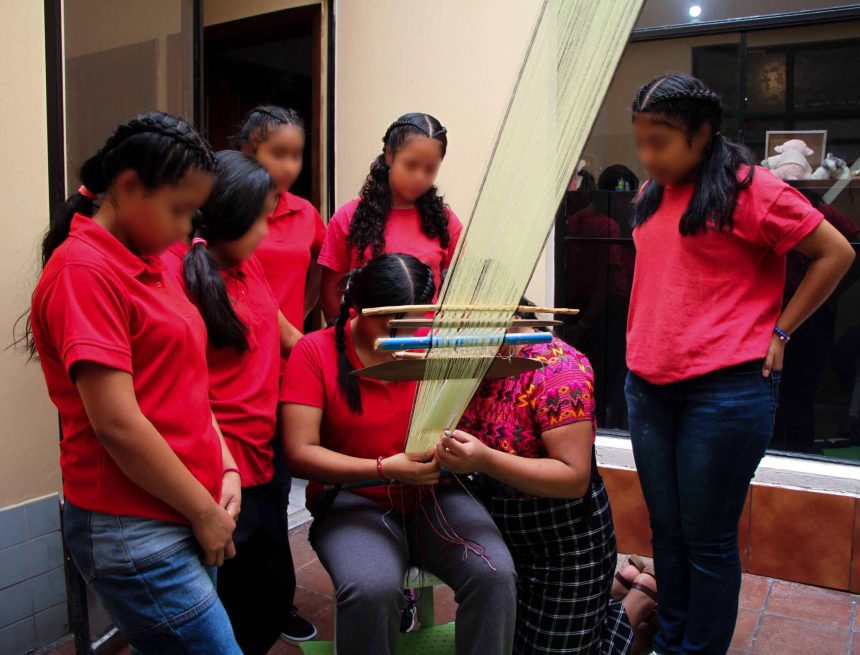 Adolescent victims of violence escape the protection home of the Social Welfare Secretariat of the Presidency Adolescent victims of violence escape the protection home of the Social Welfare Secretariat of the Presidency