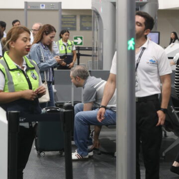 Are you traveling from La Aurora Airport? You will no longer have to take off your shoes at security checkpoints