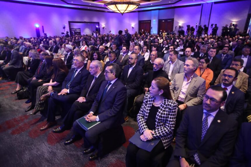 Bernardo Arévalo’s circle of support is reduced in the run-up to the election year