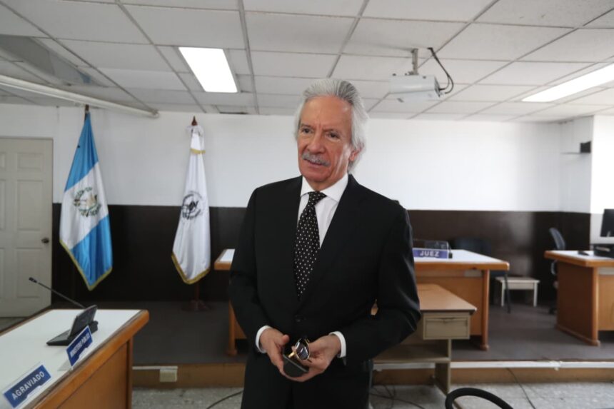 Court postpones hearing of Jose Rubén Zamora to review request to leave the country for health reasons