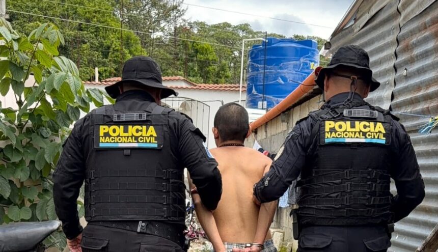 Four alleged gang members captured; one was wanted for attempted murder