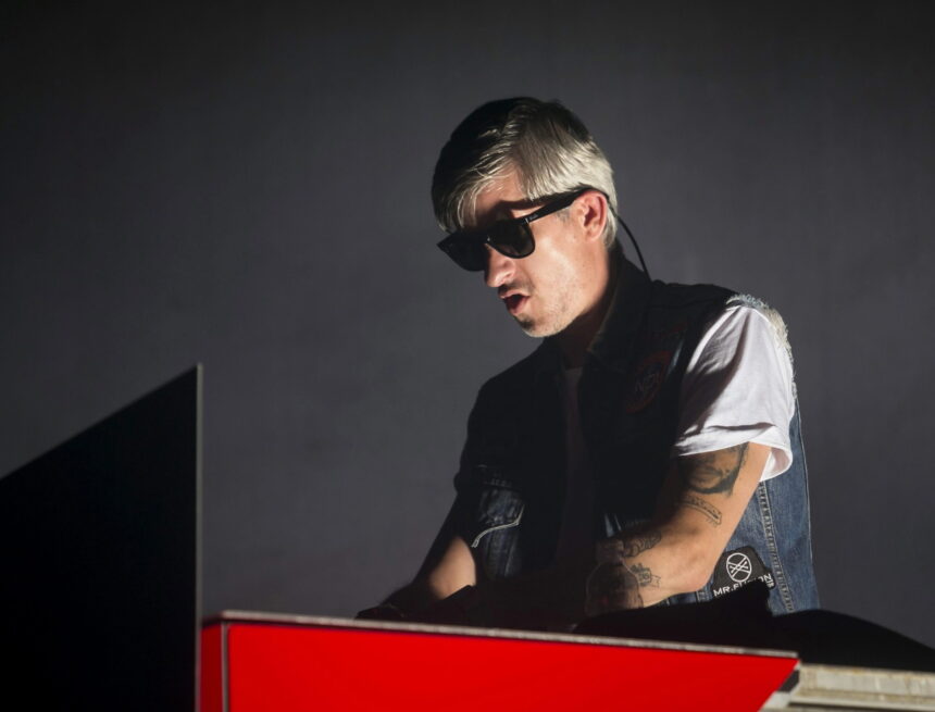 French producer and DJ Kavinsky, creator of the hit Nightcall, icon of the movie Drive, dies at 50 French producer and DJ Kavinsky, creator of the hit Nightcall, icon of the movie Drive, dies at 50
