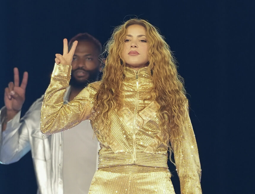 Friends, partner or partners? The photo of Shakira and Antonio de la Rúa sparks speculation about their relationship Friends, partner or partners? The photo of Shakira and Antonio de la Rúa sparks speculation about their relationship