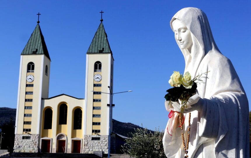 Marian shrine of Medjugorje, in Bosnia, dawns desecrated and this is what is known Marian shrine of Medjugorje, in Bosnia, dawns desecrated and this is what is known