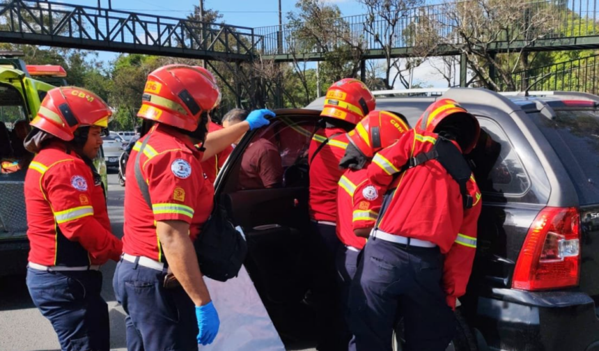 PMT reports slow traffic after attack on a vehicle on Liberación Boulevard