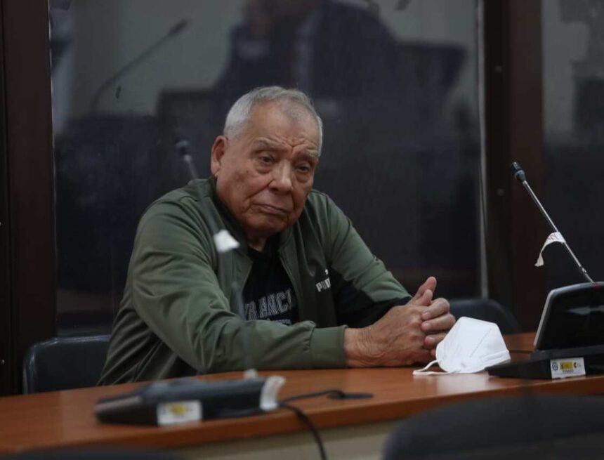 They appeal benefit granted to Benedicto Lucas, accused of the death of more than 1,200 Ixil indigenous people They appeal benefit granted to Benedicto Lucas, accused of the death of more than 1,200 Ixil indigenous people