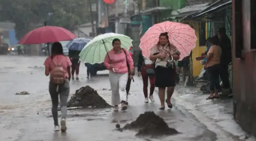 They predict warm weather and rain this weekend due to an easterly wave