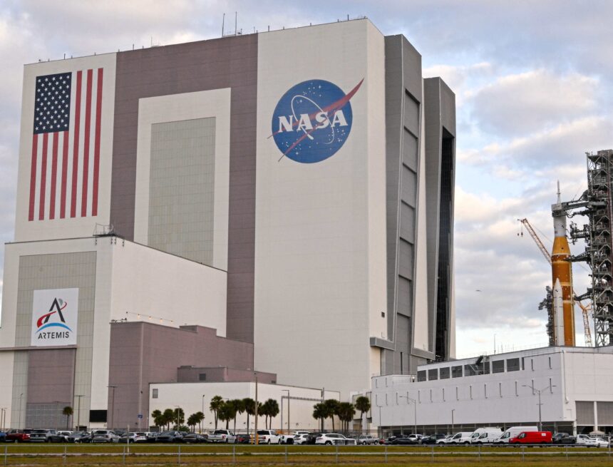 This is how NASA is progressing in the rescue of the Swift space telescope to stop its fall to Earth This is how NASA is progressing in the rescue of the Swift space telescope to stop its fall to Earth