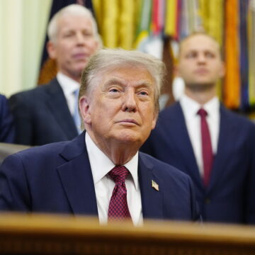 Trump’s warning after suspending attacks against Iran to seek a new agreement