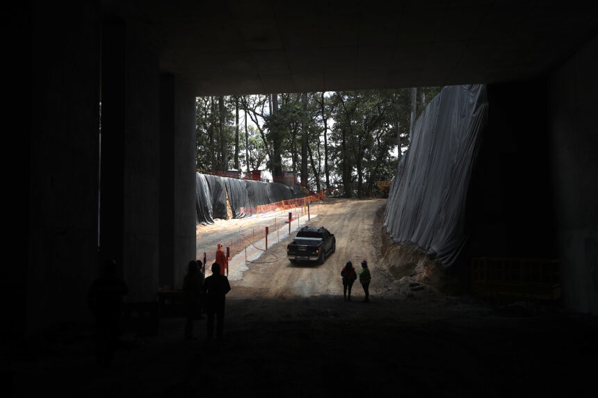 What is the false tunnel that is built under the Cejusa without losing the courts? This is how the Green Corridor advances towards Ciudad San Cristóbal