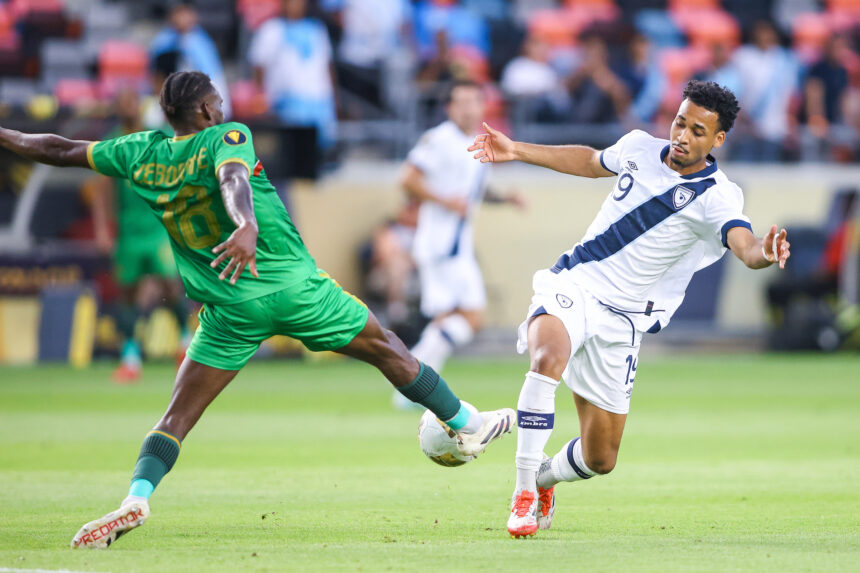What is the team where the Guatemalan striker will play?