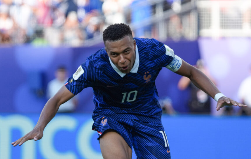 Why Senator Celeste Amarilla demands a retraction from Kylian Mbappé
