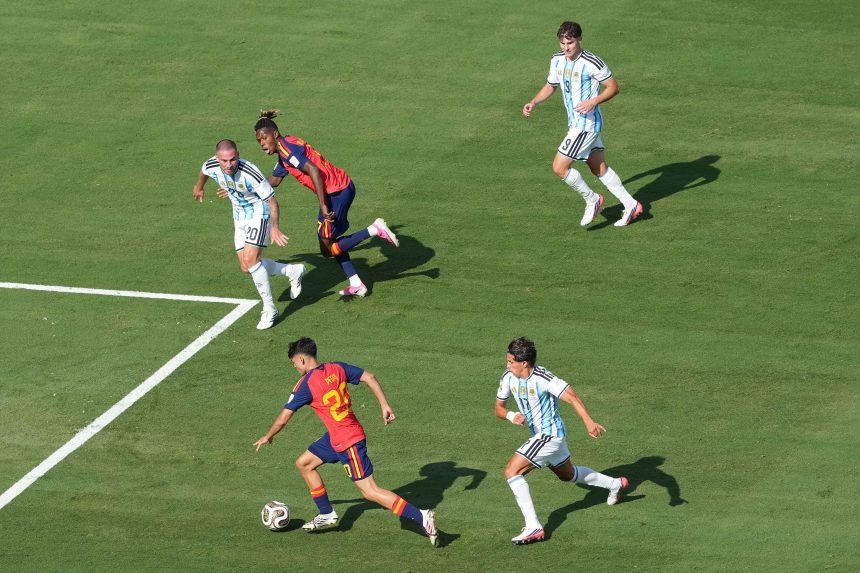 Why are they asking to repeat the 2026 World Cup final between Argentina and Spain?