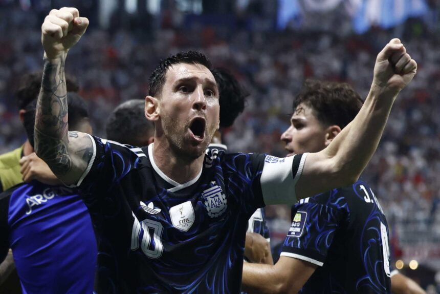 Why does Messi lead the World Cup scoring table if he has the same goals as Mbappé?