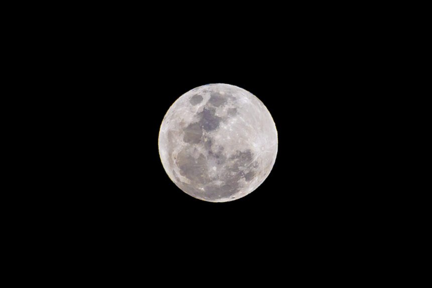 date, phases, partial lunar eclipse and recommendations to observe the phenomenon in Guatemala